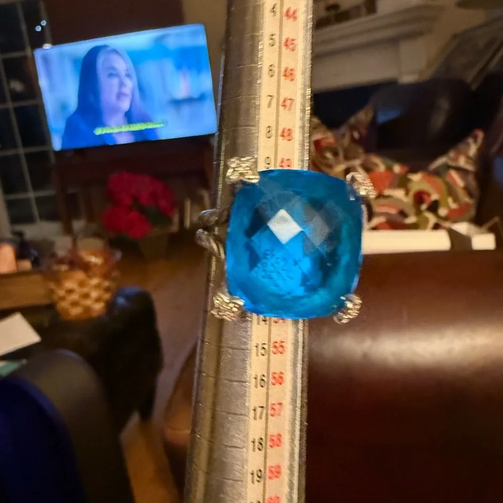 David Yurman 20 MM Blue Topaz & Diamond Cushion On Point Ring - Picture 7 of 7